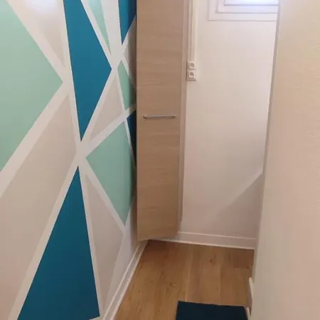 T2 Lumineux Avec Balcon, Parking - Centre-ville