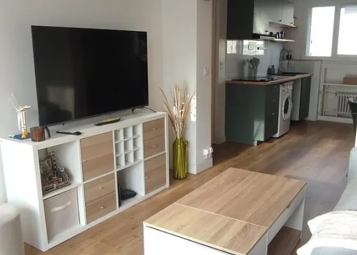 Apartment T2 Lumineux Avec Balcon, Parking - Centre-ville Le Havre