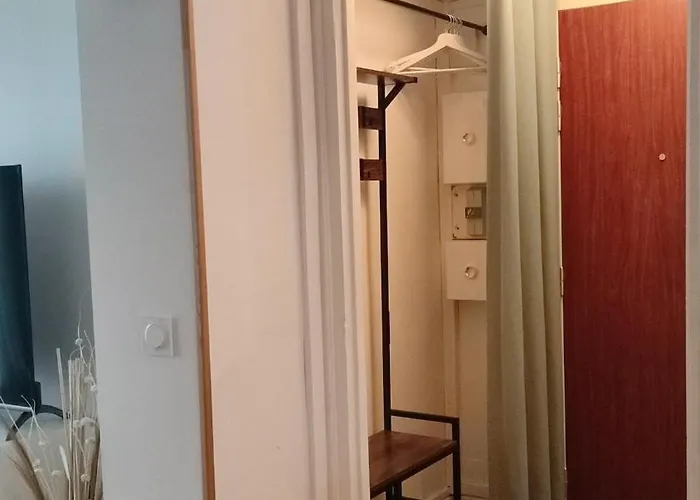 Apartament T2 Lumineux Avec Balcon, Parking - Centre-ville